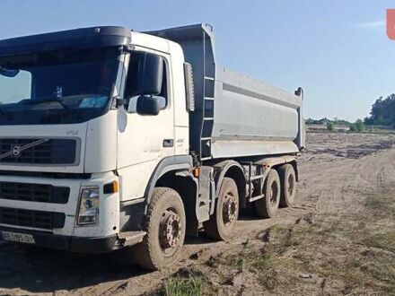 Вольво FM 13 2008 в Киеве на Automoto.ua Белый Вольво FM 13, объемом двигателя 12.78 л и пробегом 550 тыс. км за 42500 $, фото 1 на Automoto.ua