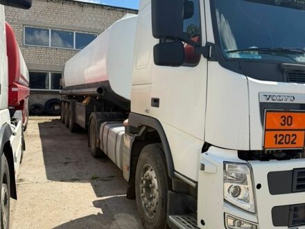 Білий Вольво FM 13, об'ємом двигуна 0 л та пробігом 2 тис. км за 36000 $, фото 1 на Automoto.ua