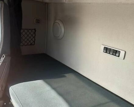 Чорний Вольво FM 13, об'ємом двигуна 10.84 л та пробігом 497 тис. км за 23000 $, фото 9 на Automoto.ua