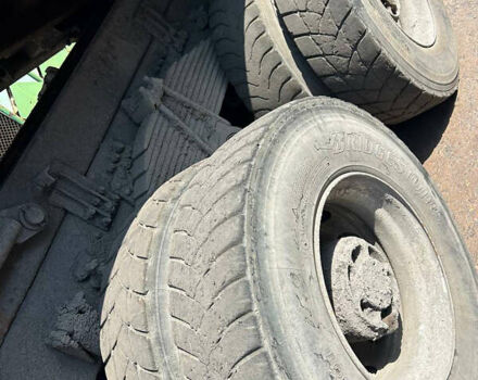 Красный Вольво FM 13, объемом двигателя 12.8 л и пробегом 380 тыс. км за 42000 $, фото 7 на Automoto.ua