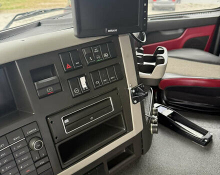 Вольво FM 13, объемом двигателя 0 л и пробегом 200 тыс. км за 90845 $, фото 15 на Automoto.ua