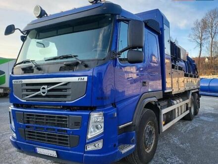 Синий Вольво FM 13, объемом двигателя 12.8 л и пробегом 350 тыс. км за 70690 $, фото 1 на Automoto.ua