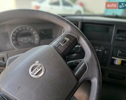 Зелений Вольво FM 13, об'ємом двигуна 0 л та пробігом 350 тис. км за 36000 $, фото 7 на Automoto.ua