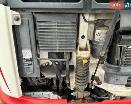 Белый Вольво FM 7, объемом двигателя 0 л и пробегом 780 тыс. км за 14000 $, фото 21 на Automoto.ua