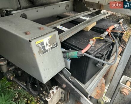 Белый Вольво FM 7, объемом двигателя 0 л и пробегом 780 тыс. км за 14000 $, фото 5 на Automoto.ua