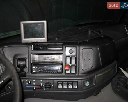 Белый Вольво FM 7, объемом двигателя 6.7 л и пробегом 895 тыс. км за 23000 $, фото 18 на Automoto.ua