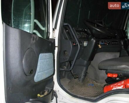 Белый Вольво FM 7, объемом двигателя 6.7 л и пробегом 895 тыс. км за 24500 $, фото 17 на Automoto.ua