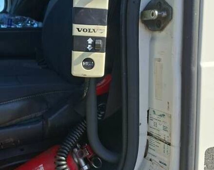 Белый Вольво FM 7, объемом двигателя 6.7 л и пробегом 895 тыс. км за 23000 $, фото 20 на Automoto.ua