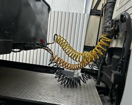 Білий Вольво FM 9, об'ємом двигуна 9.37 л та пробігом 1 тис. км за 40000 $, фото 27 на Automoto.ua