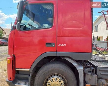 Красный Вольво FM 9, объемом двигателя 12.78 л и пробегом 630 тыс. км за 15000 $, фото 5 на Automoto.ua