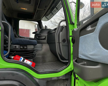 Зелений Вольво FM 9, об'ємом двигуна 10.85 л та пробігом 350 тис. км за 38500 $, фото 13 на Automoto.ua