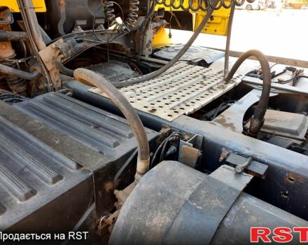 Желтый Вольво ФМ, объемом двигателя 12 л и пробегом 1032 тыс. км за 12000 $, фото 4 на Automoto.ua