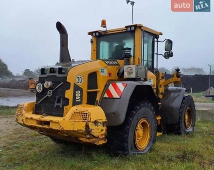 Вольво L 120F, объемом двигателя 0 л и пробегом 0 тыс. км за 5000 $, фото 1 на Automoto.ua