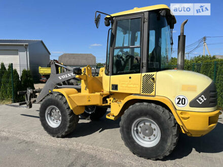 Вольво L 120F 2000 в Ковель на Automoto.ua Вольво L 120F, объемом двигателя 0 л и пробегом 7 тыс. км за 23000 $, фото 1 на Automoto.ua