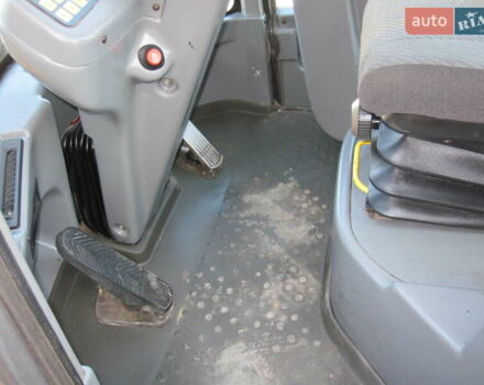 Желтый Вольво Л30б, объемом двигателя 0 л и пробегом 1 тыс. км за 26850 $, фото 9 на Automoto.ua