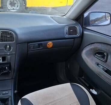 Белый Вольво С40, объемом двигателя 1.8 л и пробегом 350 тыс. км за 1600 $, фото 5 на Automoto.ua