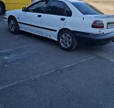 Белый Вольво С40, объемом двигателя 1.8 л и пробегом 350 тыс. км за 1600 $, фото 13 на Automoto.ua