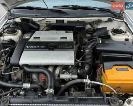 Білий Вольво S40, об'ємом двигуна 1.8 л та пробігом 456 тис. км за 3500 $, фото 18 на Automoto.ua