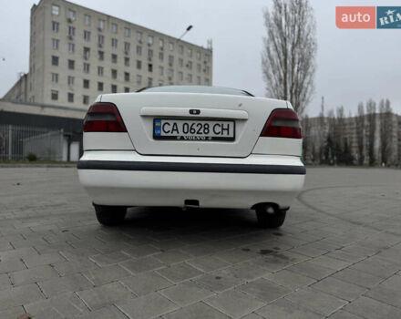 Білий Вольво S40, об'ємом двигуна 1.8 л та пробігом 456 тис. км за 3500 $, фото 6 на Automoto.ua