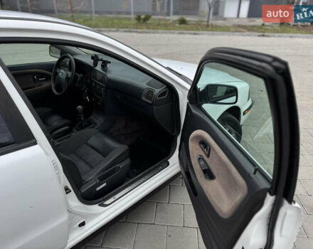 Білий Вольво S40, об'ємом двигуна 1.8 л та пробігом 456 тис. км за 3500 $, фото 11 на Automoto.ua