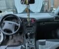 Белый Вольво С40, объемом двигателя 1.59 л и пробегом 258 тыс. км за 3250 $, фото 2 на Automoto.ua