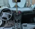 Белый Вольво С40, объемом двигателя 1.59 л и пробегом 258 тыс. км за 3250 $, фото 2 на Automoto.ua