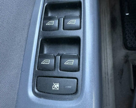 Вольво С40 2006 в Киеве на Automoto.ua Белый Вольво С40, объемом двигателя 2 л и пробегом 265 тыс. км за 6000 $, фото 15 на Automoto.ua