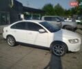 Белый Вольво С40, объемом двигателя 1.56 л и пробегом 306 тыс. км за 5650 $, фото 1 на Automoto.ua