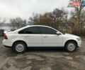 Белый Вольво С40, объемом двигателя 1.6 л и пробегом 156 тыс. км за 6900 $, фото 9 на Automoto.ua