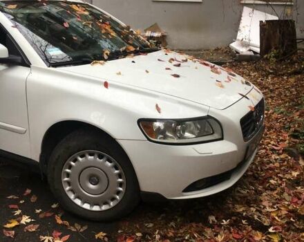 Белый Вольво С40, объемом двигателя 1.6 л и пробегом 156 тыс. км за 6900 $, фото 2 на Automoto.ua