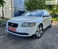 Білий Вольво S40, об'ємом двигуна 1.6 л та пробігом 205 тис. км за 7400 $, фото 2 на Automoto.ua