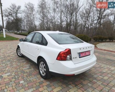 Белый Вольво С40, объемом двигателя 1.6 л и пробегом 188 тыс. км за 6999 $, фото 4 на Automoto.ua