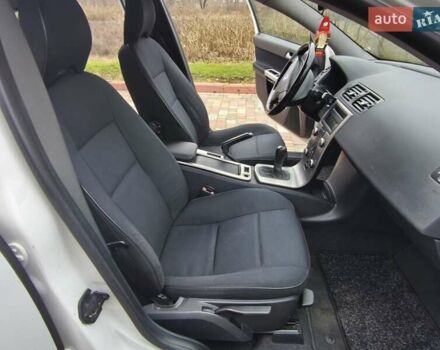 Белый Вольво С40, объемом двигателя 1.6 л и пробегом 188 тыс. км за 6999 $, фото 26 на Automoto.ua