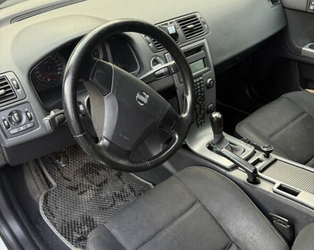 Белый Вольво С40, объемом двигателя 1.6 л и пробегом 140 тыс. км за 4800 $, фото 3 на Automoto.ua