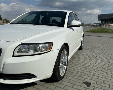 Білий Вольво S40, об'ємом двигуна 1.6 л та пробігом 215 тис. км за 8200 $, фото 4 на Automoto.ua