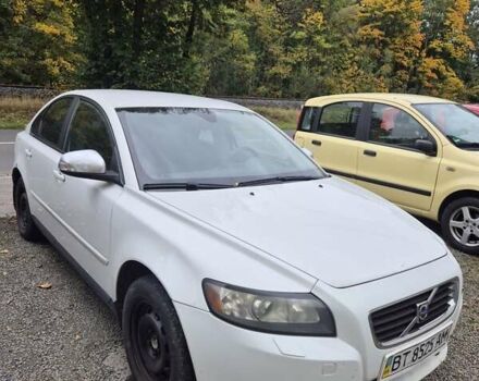Білий Вольво S40, об'ємом двигуна 1.6 л та пробігом 263 тис. км за 5600 $, фото 4 на Automoto.ua