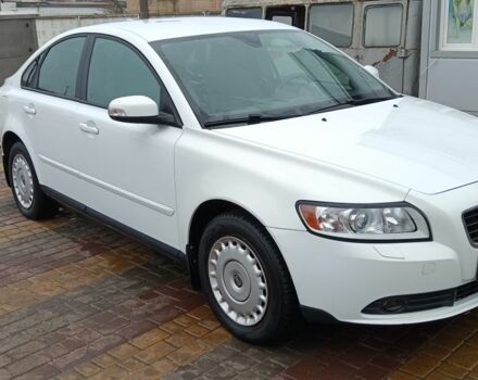 Белый Вольво С40, объемом двигателя 1.6 л и пробегом 214 тыс. км за 6600 $, фото 1 на Automoto.ua