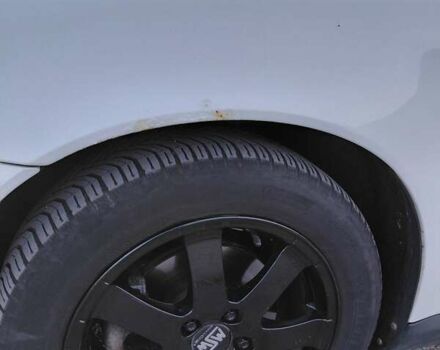 Вольво С40 2009 в Киеве на Automoto.ua Белый Вольво С40, объемом двигателя 1.56 л и пробегом 236 тыс. км за 6099 $, фото 1 на Automoto.ua