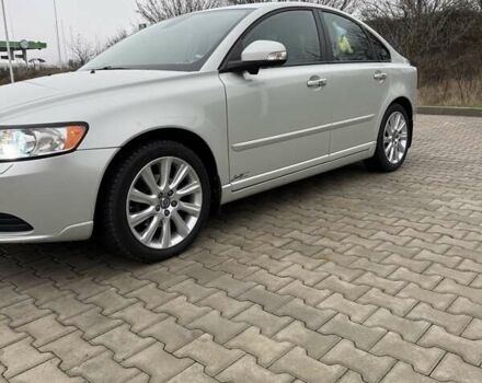 Белый Вольво С40, объемом двигателя 1.6 л и пробегом 310 тыс. км за 9000 $, фото 6 на Automoto.ua