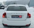 Білий Вольво S40, об'ємом двигуна 2 л та пробігом 242 тис. км за 5800 $, фото 8 на Automoto.ua