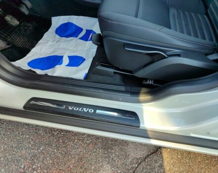 Белый Вольво С40, объемом двигателя 1.6 л и пробегом 194 тыс. км за 9999 $, фото 19 на Automoto.ua