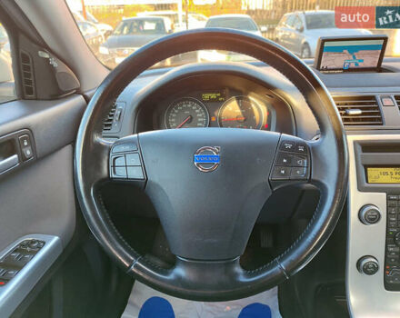 Вольво С40 2011 в Киеве на Automoto.ua Белый Вольво С40, объемом двигателя 1.6 л и пробегом 194 тыс. км за 10000 $, фото 31 на Automoto.ua