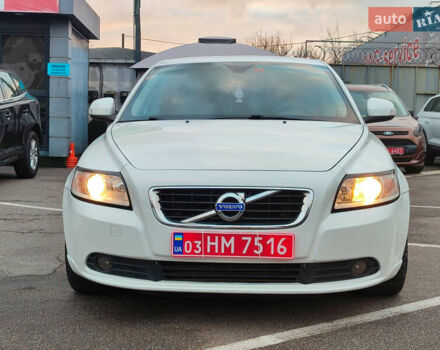 Вольво S40 2011 у Києві на Automoto.ua Білий Вольво S40, об'ємом двигуна 2 л та пробігом 233 тис. км за 11300 $, фото 8 на Automoto.ua