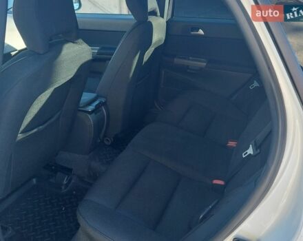 Білий Вольво S40, об'ємом двигуна 2 л та пробігом 121 тис. км за 9000 $, фото 33 на Automoto.ua