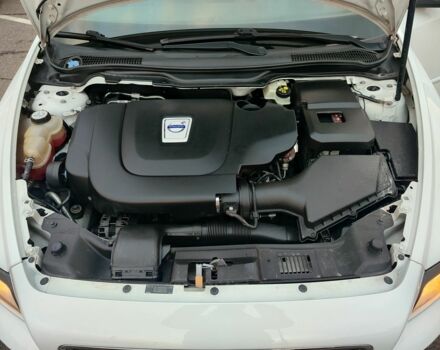 Білий Вольво S40, об'ємом двигуна 2 л та пробігом 233 тис. км за 11299 $, фото 18 на Automoto.ua