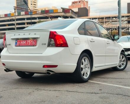 Білий Вольво S40, об'ємом двигуна 2 л та пробігом 233 тис. км за 11299 $, фото 1 на Automoto.ua