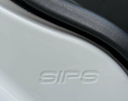 Белый Вольво С40, объемом двигателя 2 л и пробегом 240 тыс. км за 7350 $, фото 28 на Automoto.ua