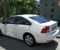 Белый Вольво С40, объемом двигателя 2 л и пробегом 270 тыс. км за 7000 $, фото 1 на Automoto.ua
