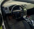 Білий Вольво S40, об'ємом двигуна 2 л та пробігом 220 тис. км за 7200 $, фото 3 на Automoto.ua