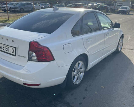 Белый Вольво С40, объемом двигателя 2 л и пробегом 160 тыс. км за 7400 $, фото 1 на Automoto.ua